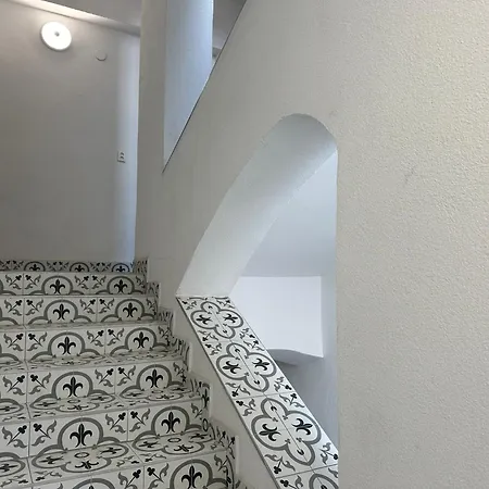 1 Apartment